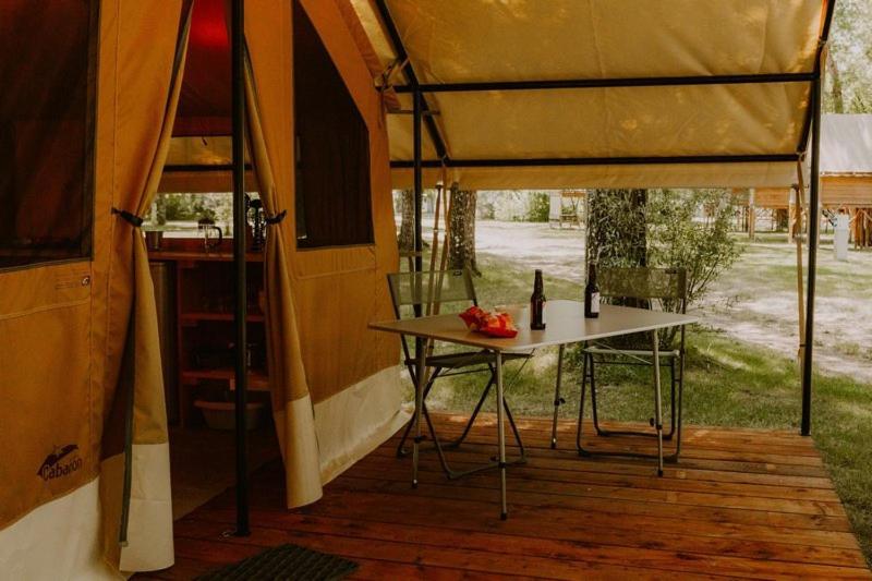 Camping Onlycamp Les Deux Rives Lannion Zewnętrze zdjęcie